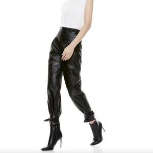 Like new Alice + Olivia Ivette Leather Braided Belt Pant